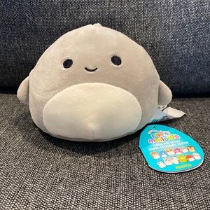 NWT Gordon/ Ricky Flipomallow